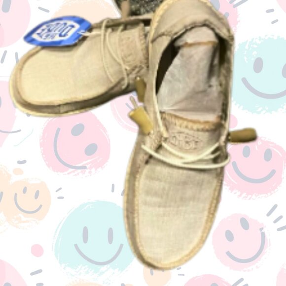 NWOT Hey Dude Shoes Wendy Stitch Women’s Size 8 - Picture 2 of 4